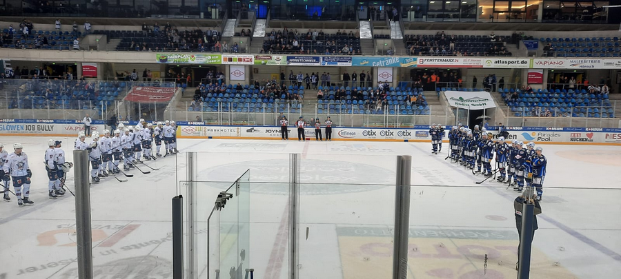 DEL2 / 3.Spieltag / Dresdner Eislöwen - EC Kassel Huskies
