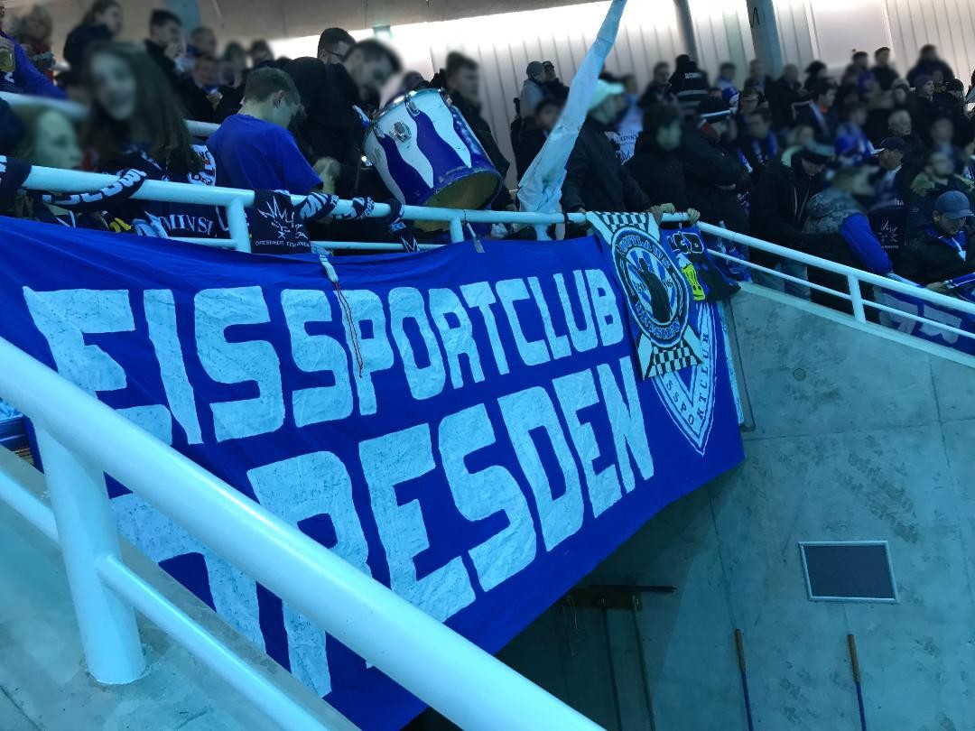 DEL2 / 21.Spieltag / Lausitzer Füchse - Dresdner Eislöwen