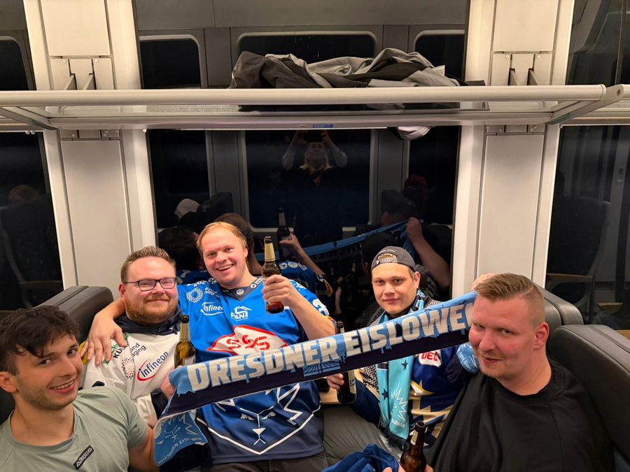 PENNY DEL / 16.Spieltag / Dresdner Eislöwen - Löwen Frankfurt